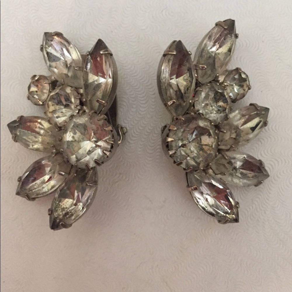 Vintage crystal clip on earrings